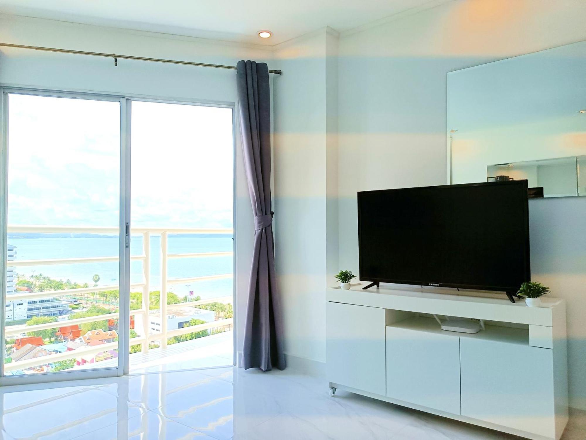 Sea View Beachfront Condos Pattaya Джомтьєн-Біч Екстер'єр фото